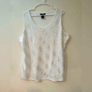 CREAM TANK WITH SEQUIN